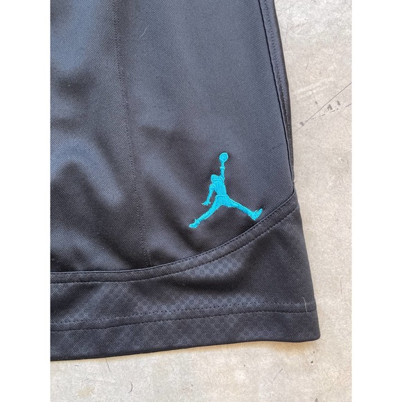 Jordan Gamma II Basketball Shorts Size M - Picture 2 of 3